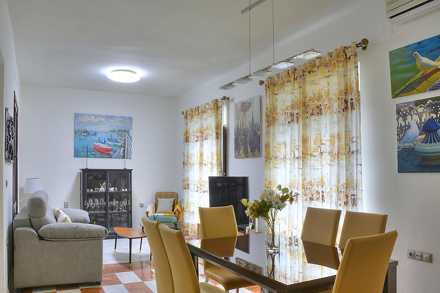Piso Deluxe Argote Apartment Sevilla Bagian luar foto