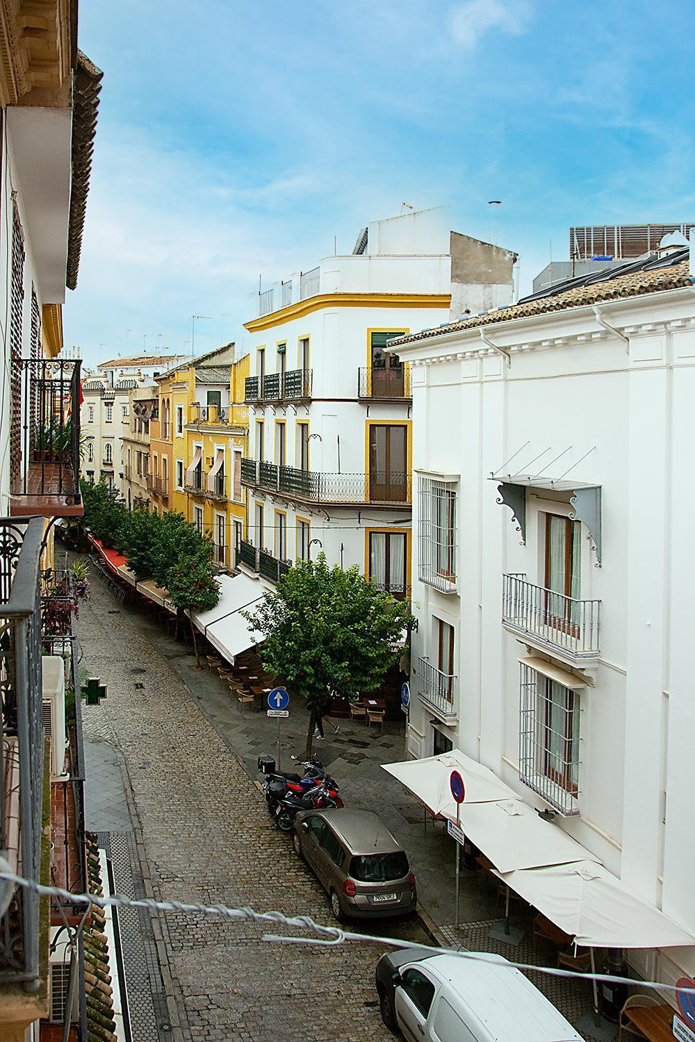 Piso Deluxe Argote Apartment Sevilla Bagian luar foto