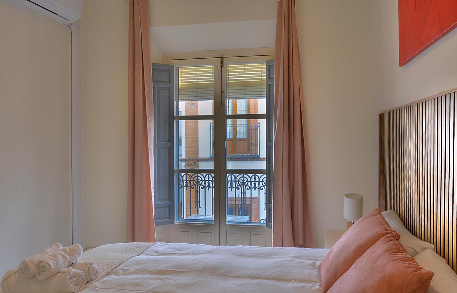 Piso Deluxe Argote Apartment Sevilla Bagian luar foto