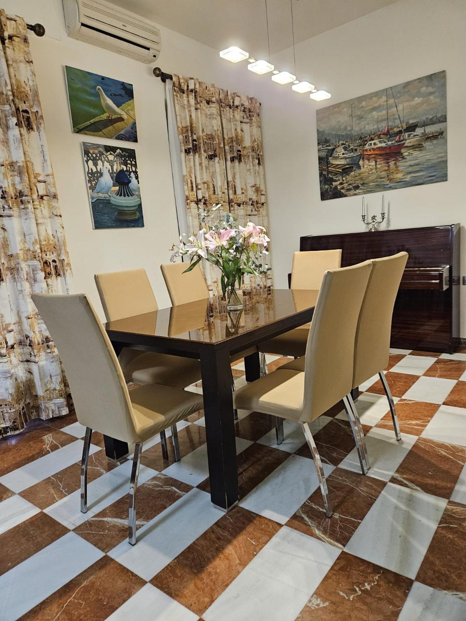 Piso Deluxe Argote Apartment Sevilla Bagian luar foto